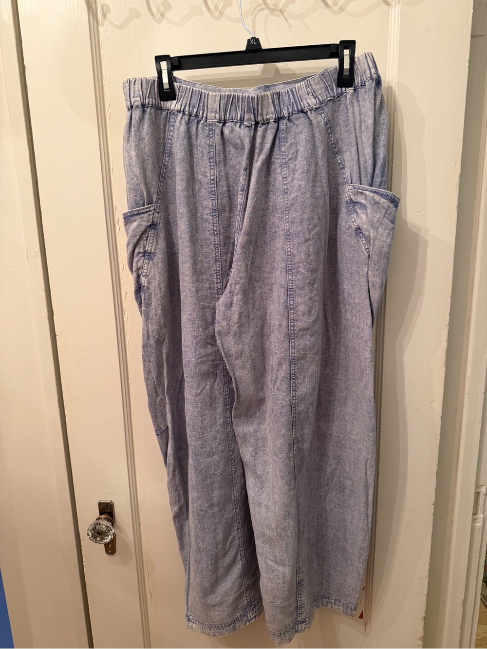 NWT Free People High-Road Pull On Barrel Pant in Chambray Sky Sold Out Online - Picture 3 of 4